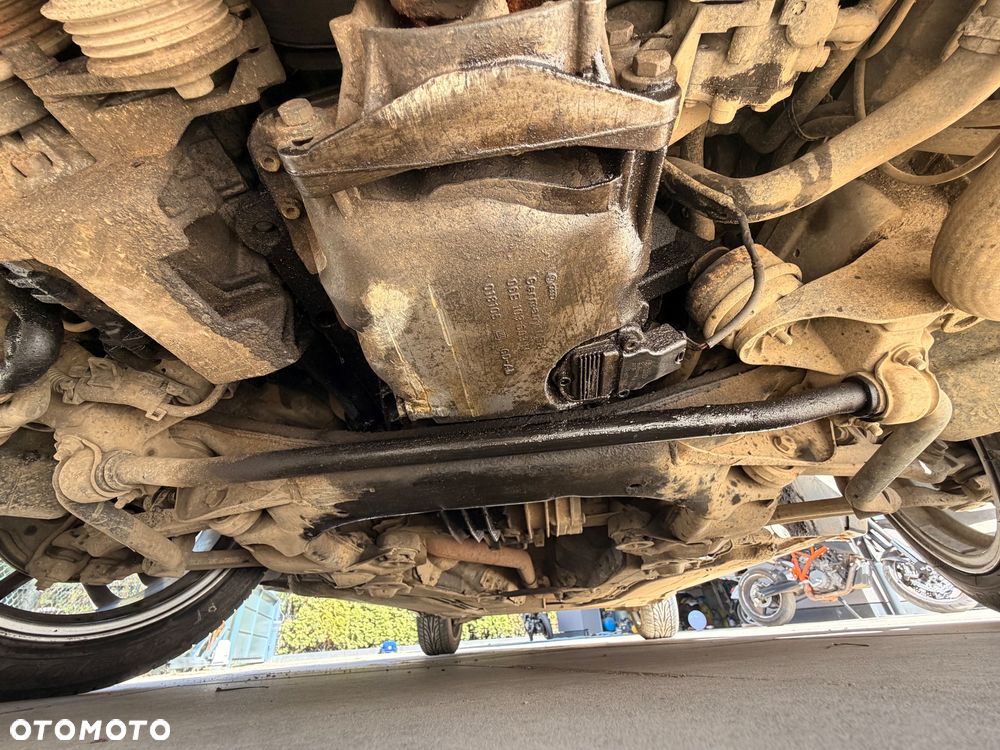 Volkswagen Passat 1.9 TDI Comfortline - 23