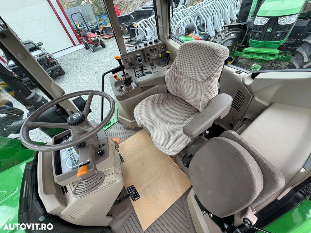 John Deere 6110 M - 4