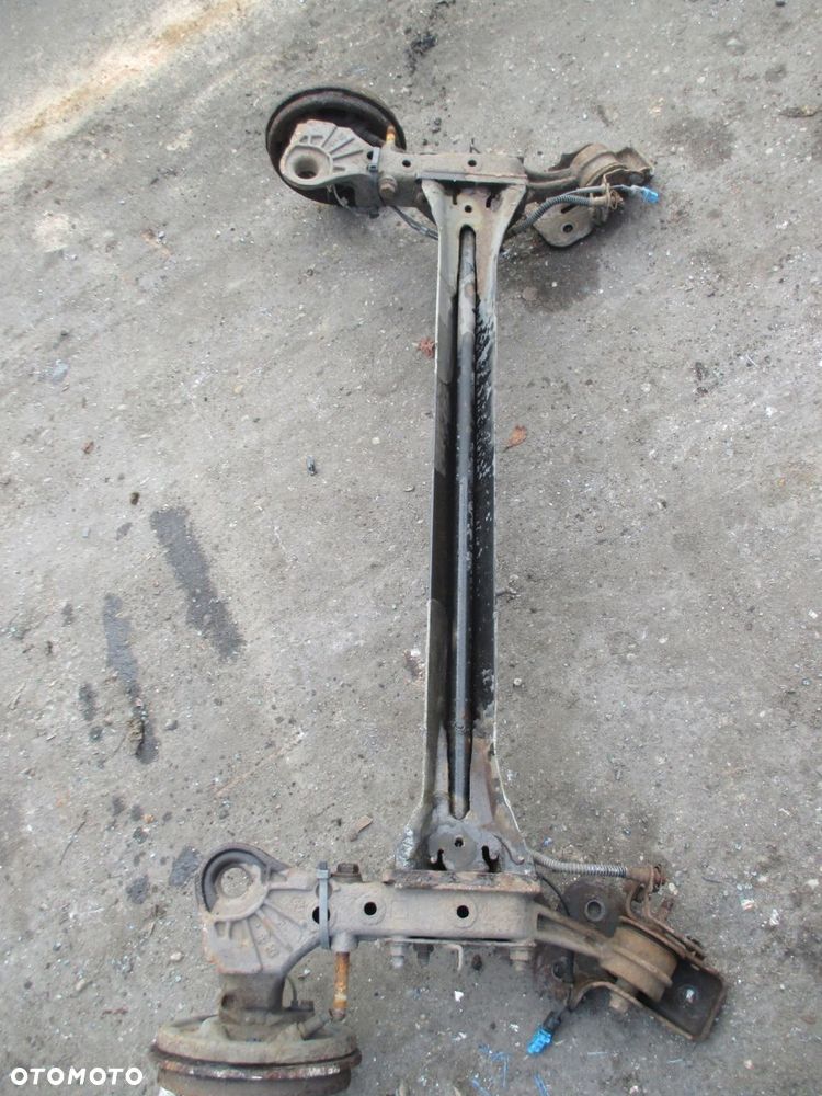 OŚ TYLNA TYŁ BELKA ZAWIESZENIA CITROEN C3 I - 4