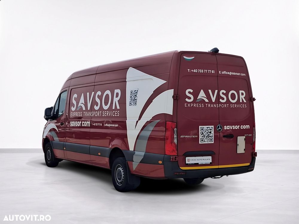Mercedes-Benz Sprinter - 4