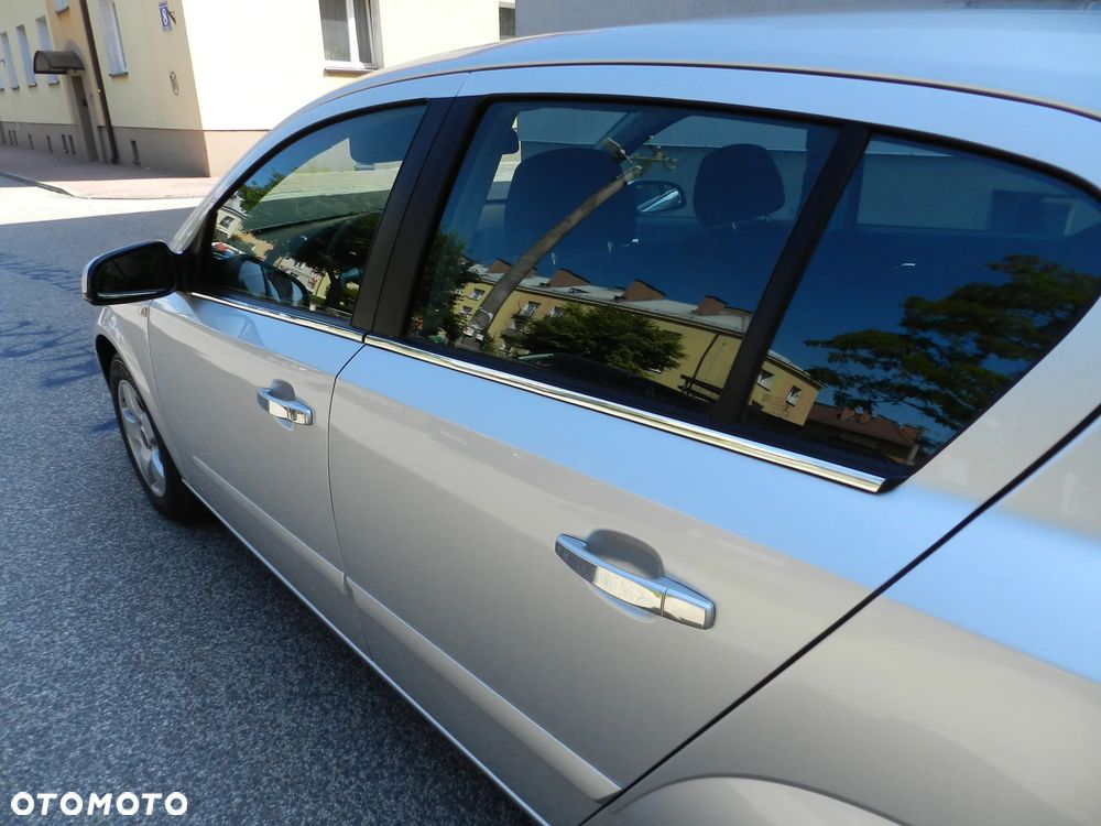Opel Astra 1.6 Elegance - 19