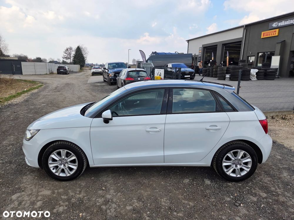 Audi A1 Sportback 1.6 TDI Attraction - 16