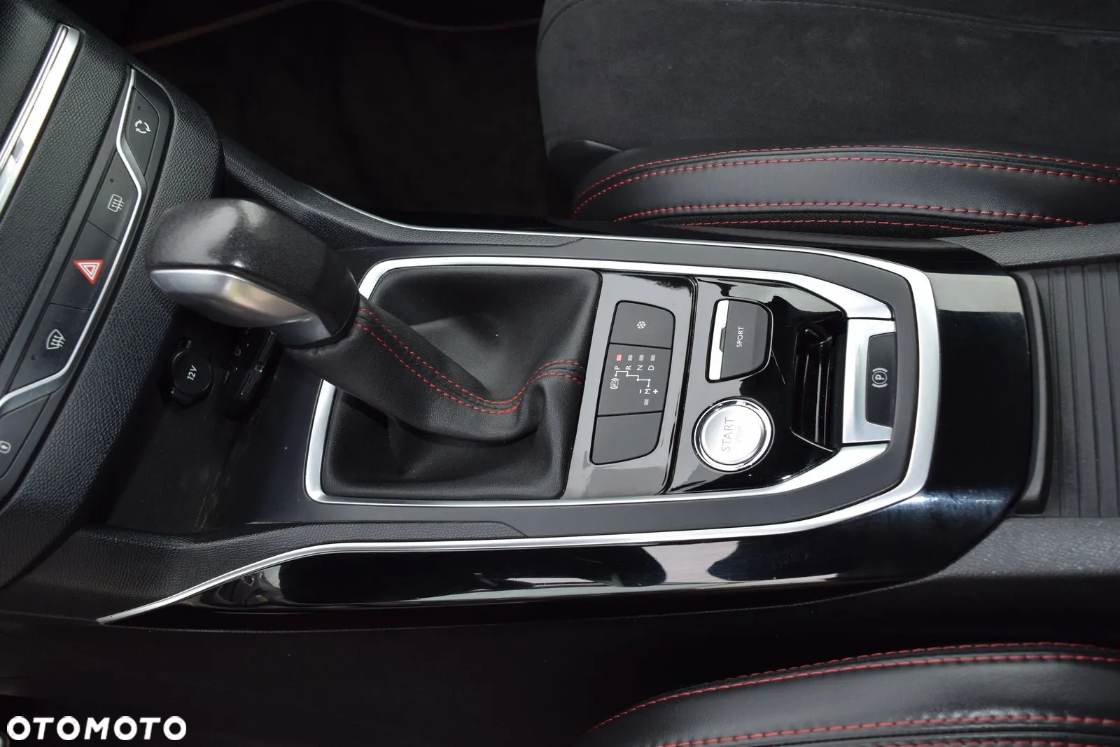 Peugeot 308 SW BlueHDi 180 EAT6 GT - 36