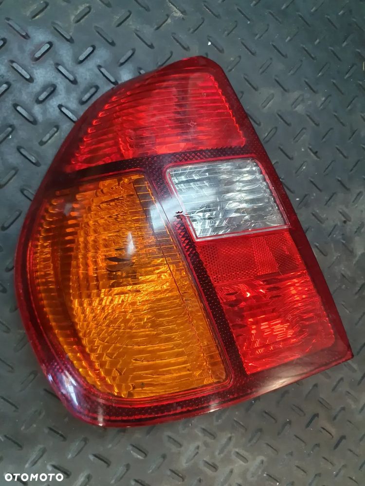RENAULT THALIA I LAMPA LEWY TYŁ LEWA TYLNA WTYCZKA INSTALACJA POSIADAM 3 SZT - 1