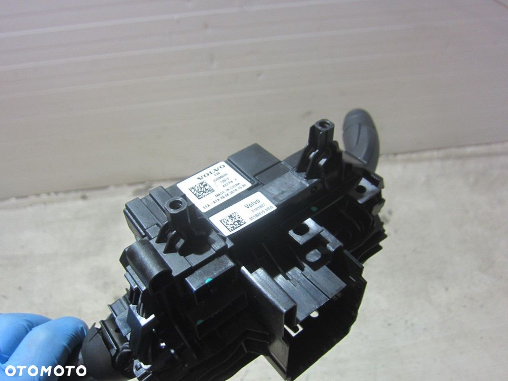 VOLVO XC60 II XC 60 MANETKI TAŚMA PRZEŁĄCZNIK ZESPOLONY ŚWIATEŁ 32266026 - 10