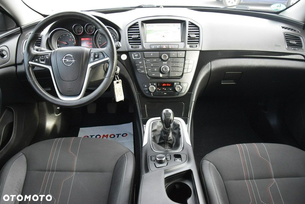 Opel Insignia 1.4 Turbo Sports Tourer ecoFLEXStart/Stop 150 Jahre - 25