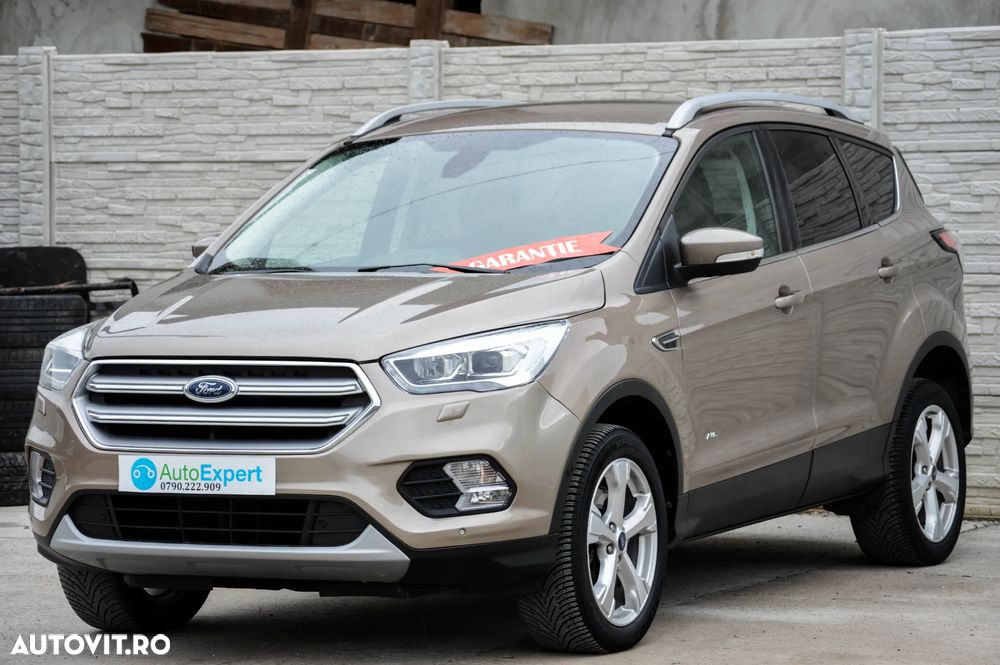 Ford Kuga 1.5 EcoBoost 4x4 Aut. Trend - 20