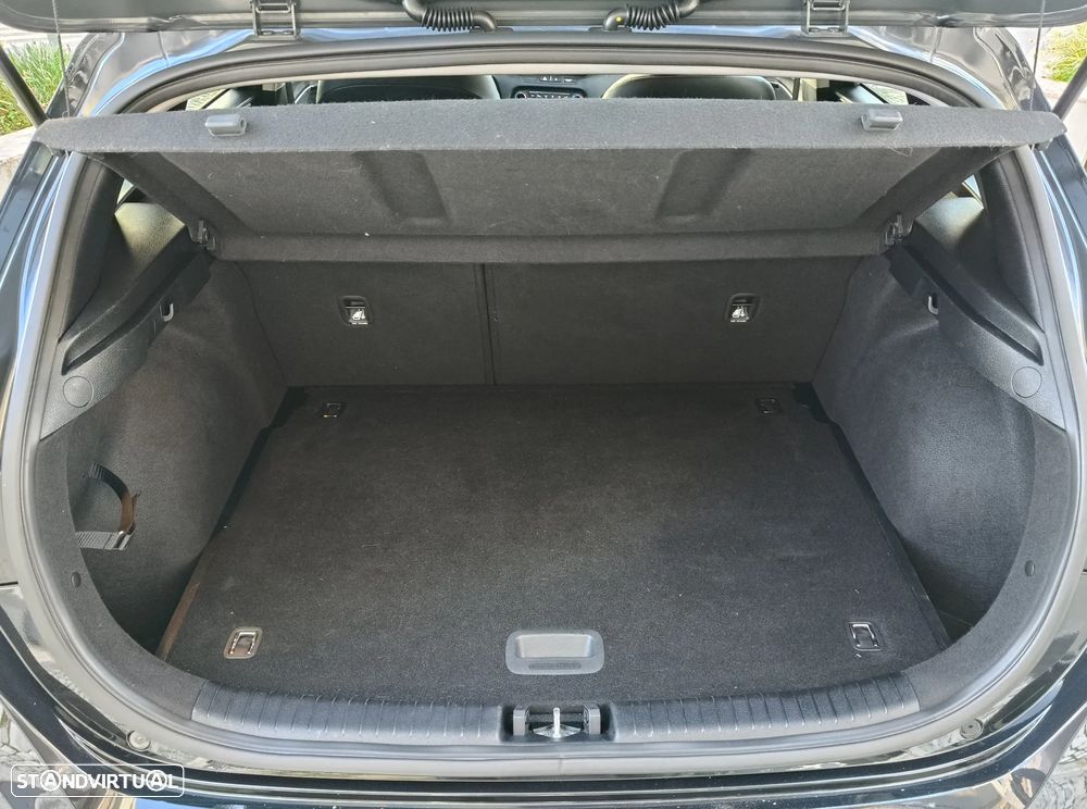 Kia Ceed 1.4 T-GDI TX+SRF 7DCT - 27