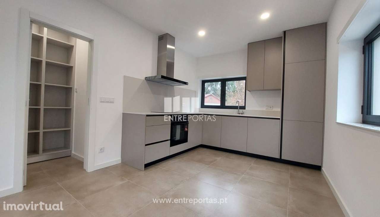 Venda de moradia V3+V1 em fase de restauro,Subportela,Viana do Castelo - Grande imagem: 5/36