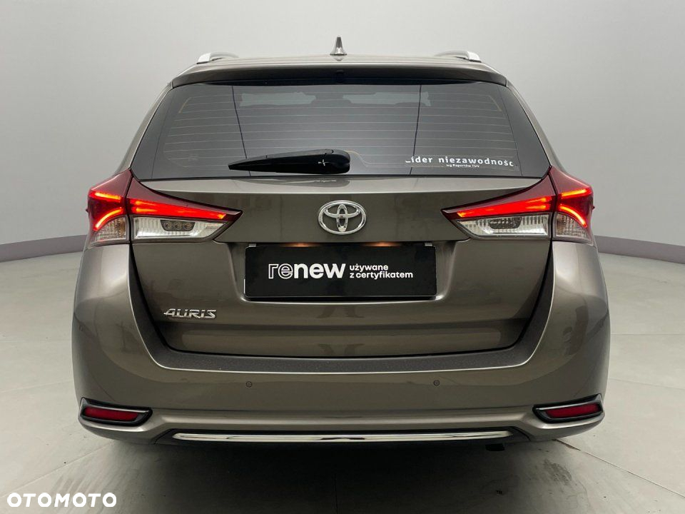 Toyota Auris - 4