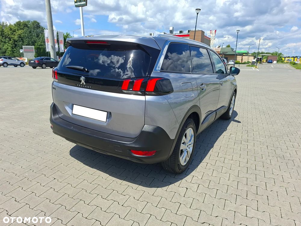 Peugeot 5008 - 11