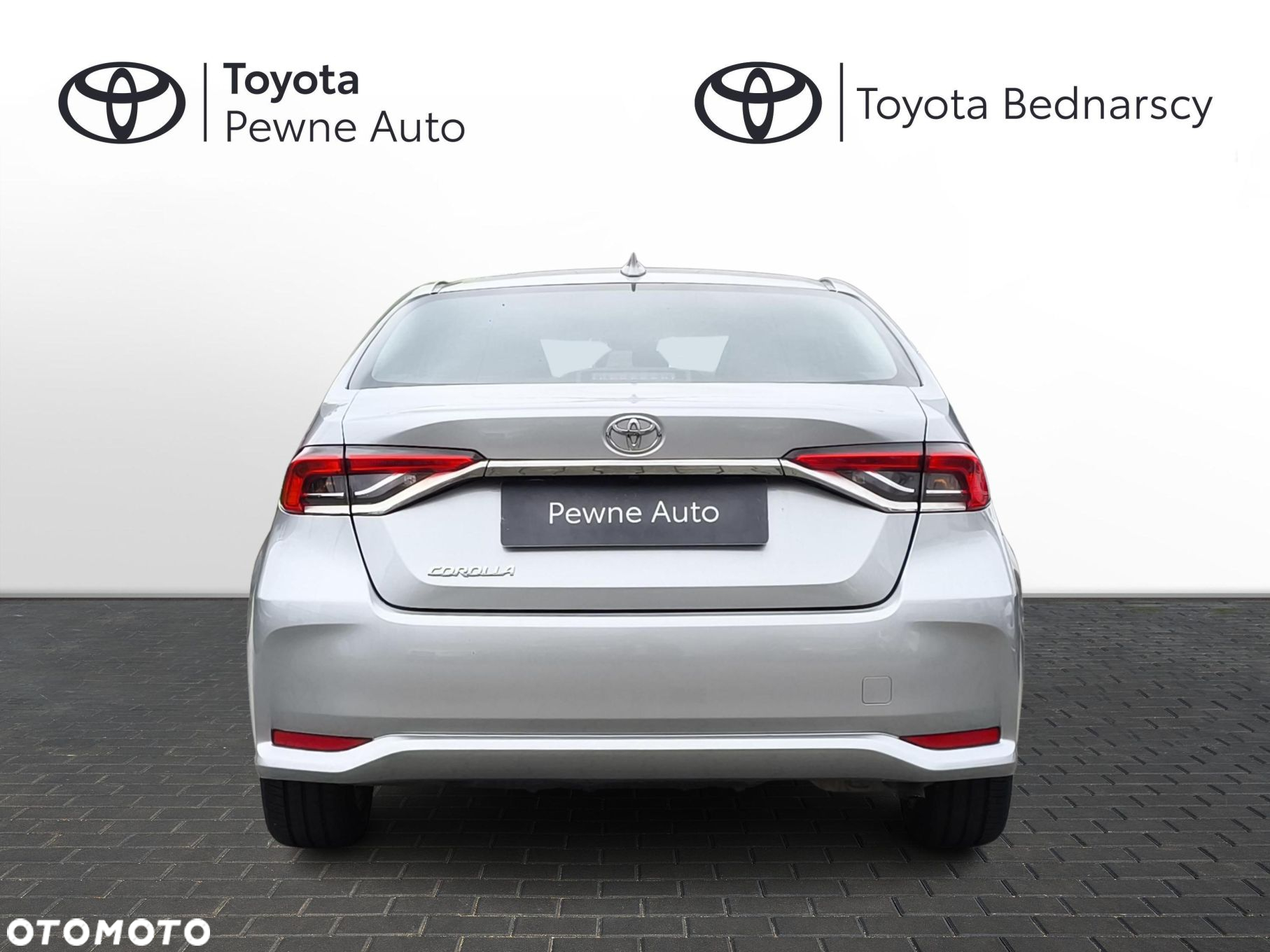 Toyota Corolla - 4