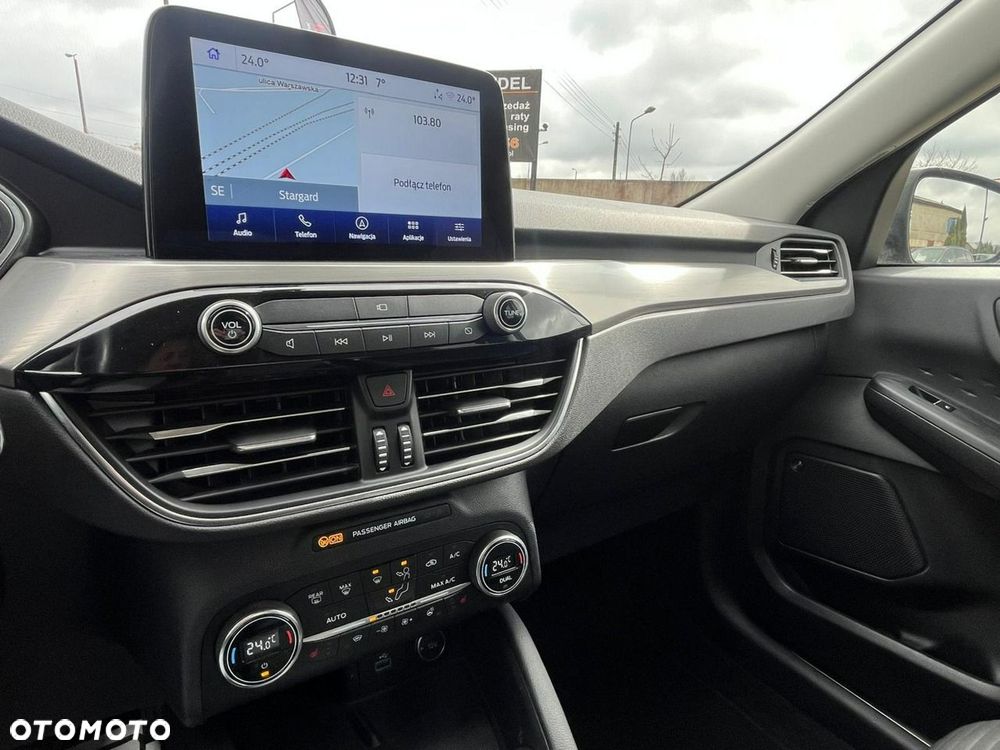 Ford Kuga - 18