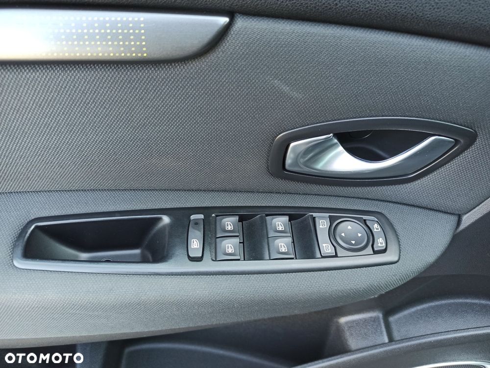 Renault Scenic - 20