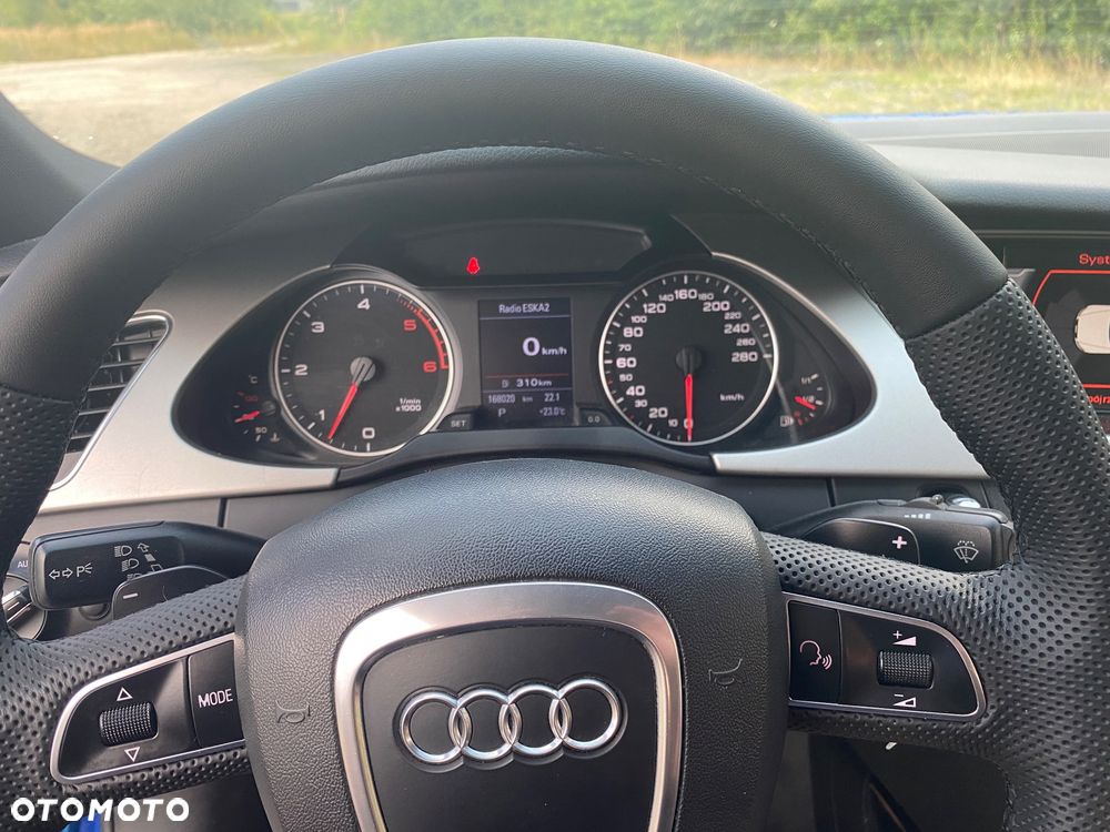 Audi A4 Limousine - 6