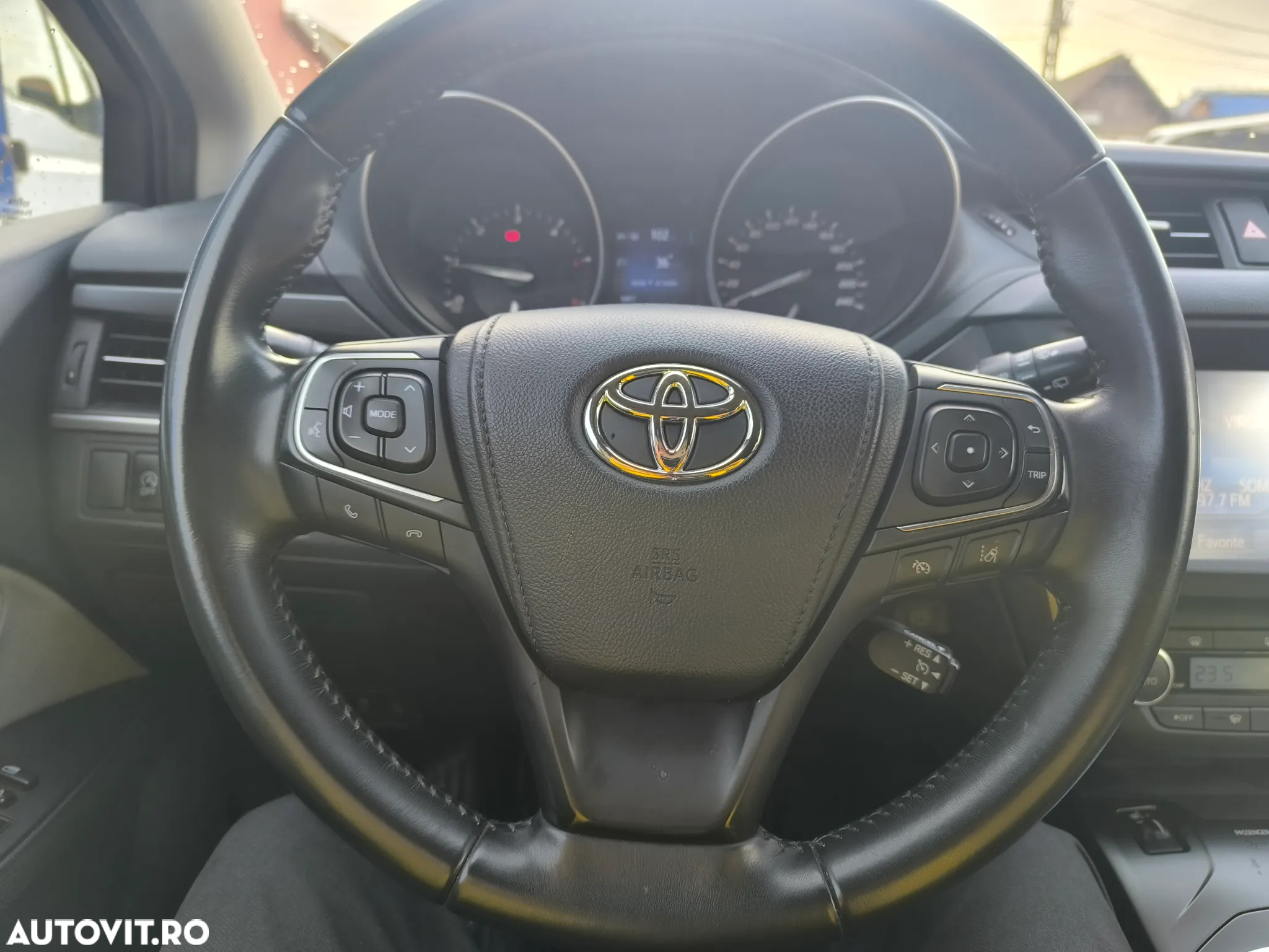 Toyota Avensis Touring Sports 2.0 D-4D Business Edition - 11