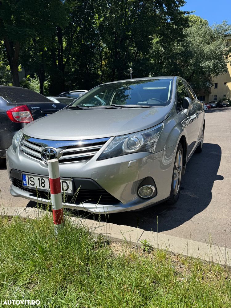 TOYOTA Avensis 2013 — imagine 2