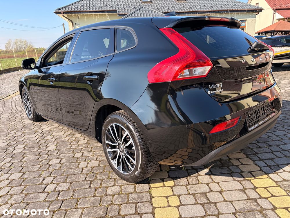 Volvo V40 - 2
