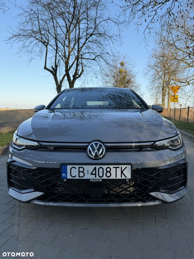 Volkswagen Golf 1.5 eTSI mHEV R-Line Plus DSG - 3