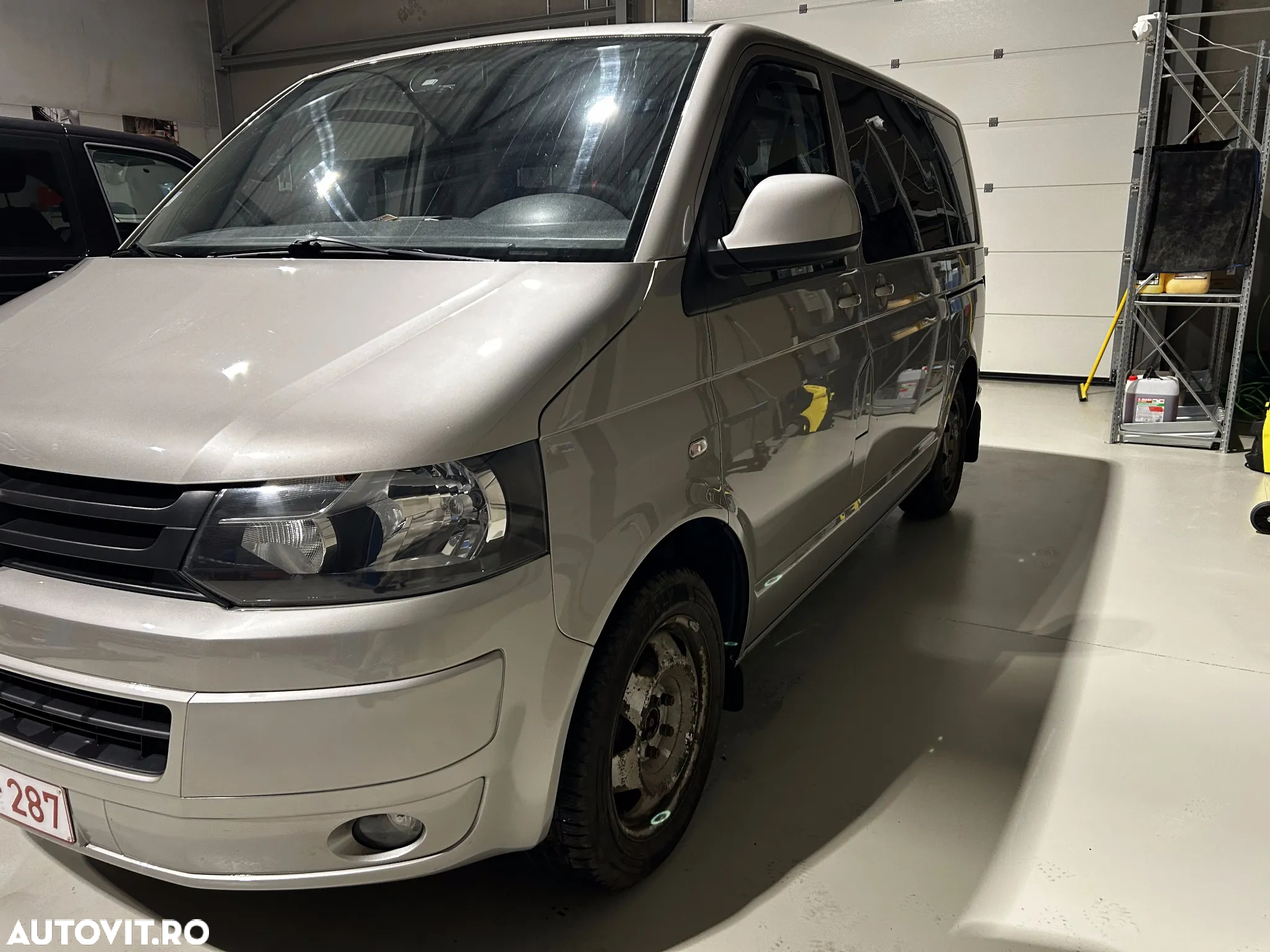 Volkswagen Transporter - 5