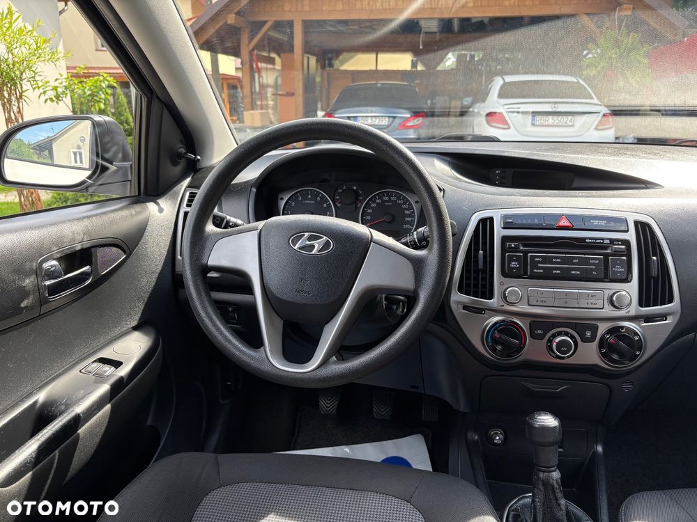 Hyundai i20 1.2 Trend - 19