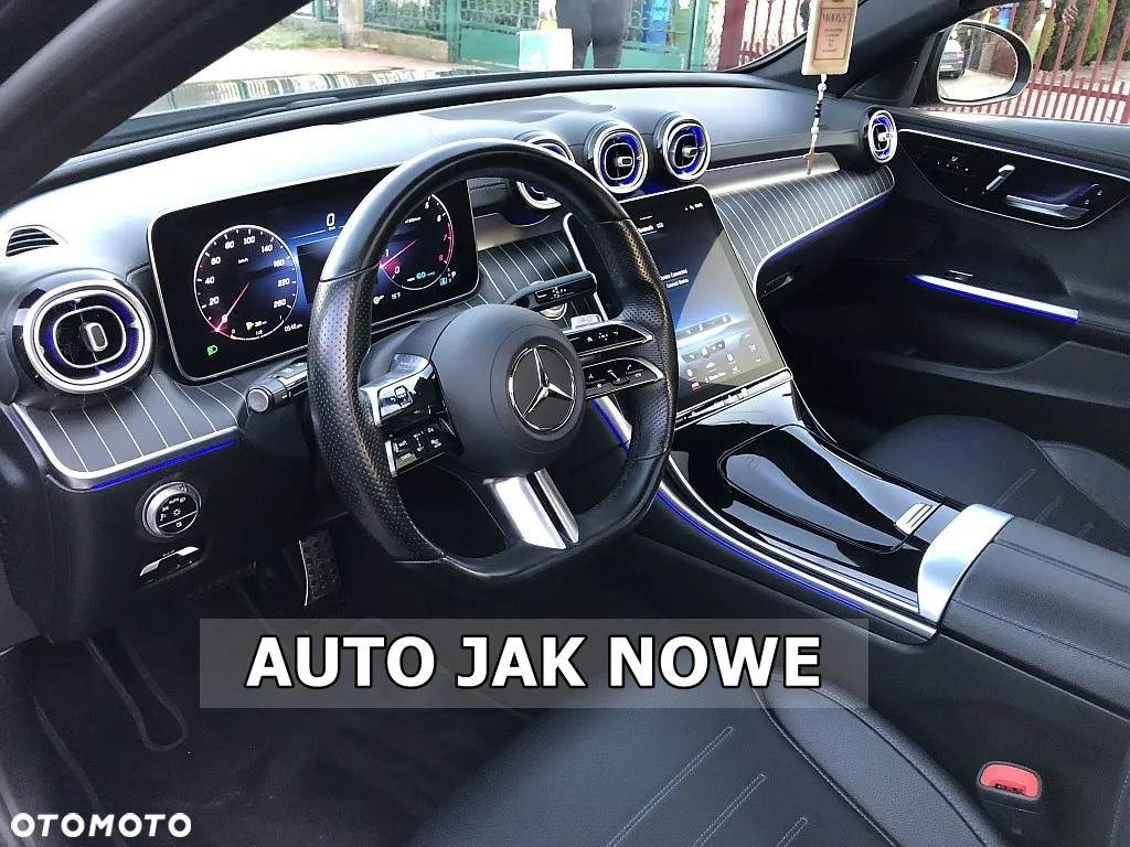 Mercedes-Benz Klasa C 300 9G-TRONIC - 36