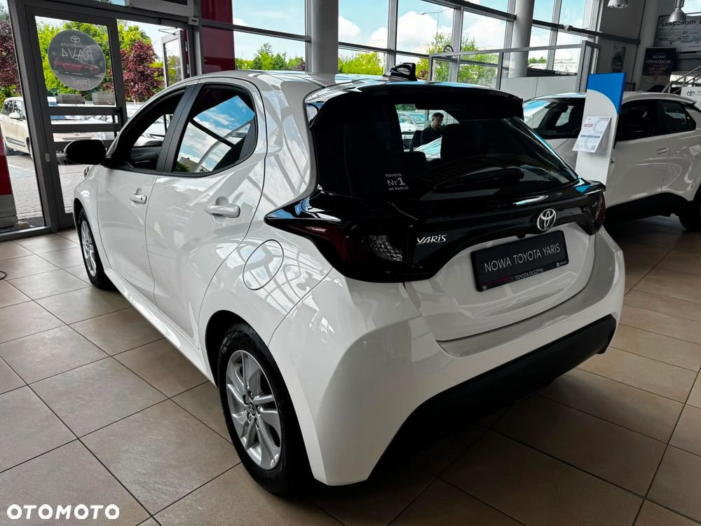 Toyota Yaris ver-hybrid-1-5-comfort - 3