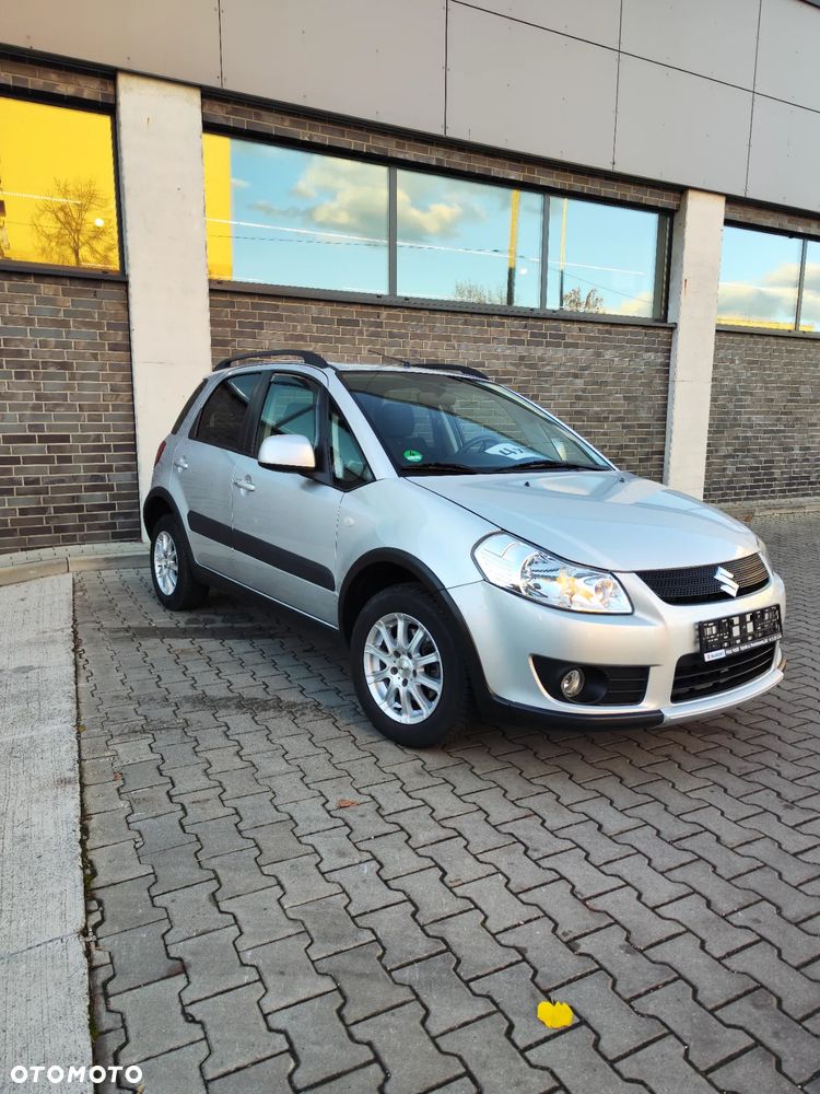 Suzuki SX4 1.6 VVT 4x4 Comfort - 1