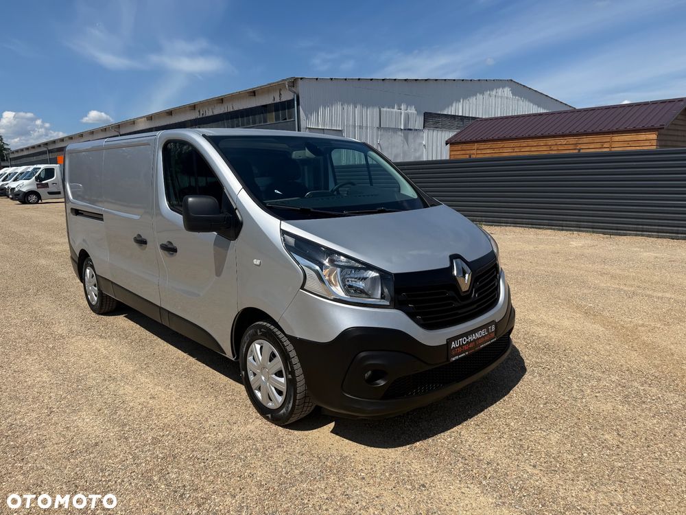 Renault Trafic - 16