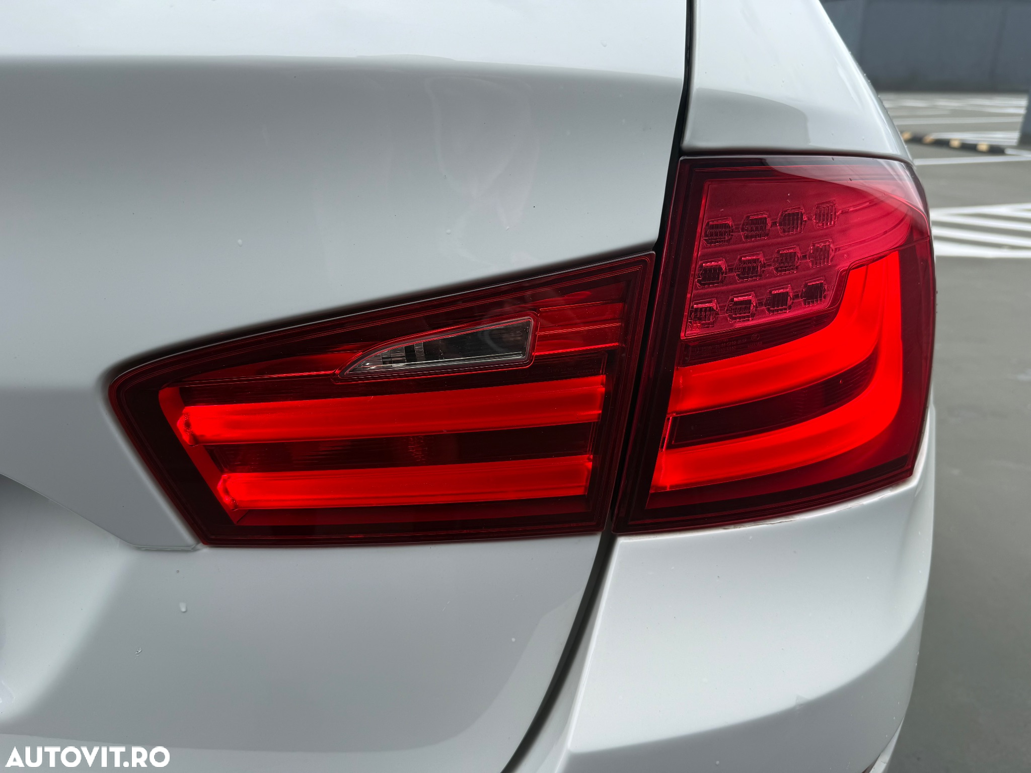 BMW Seria 5 520d Touring Sport-Aut. - 12
