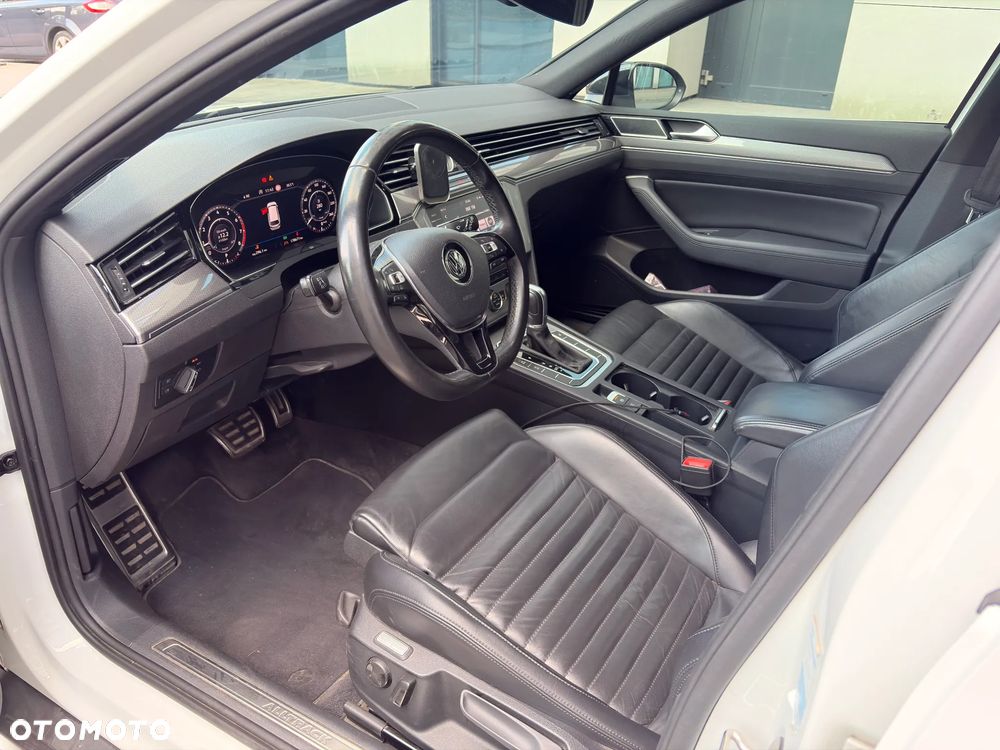 Volkswagen Passat Alltrack - 14
