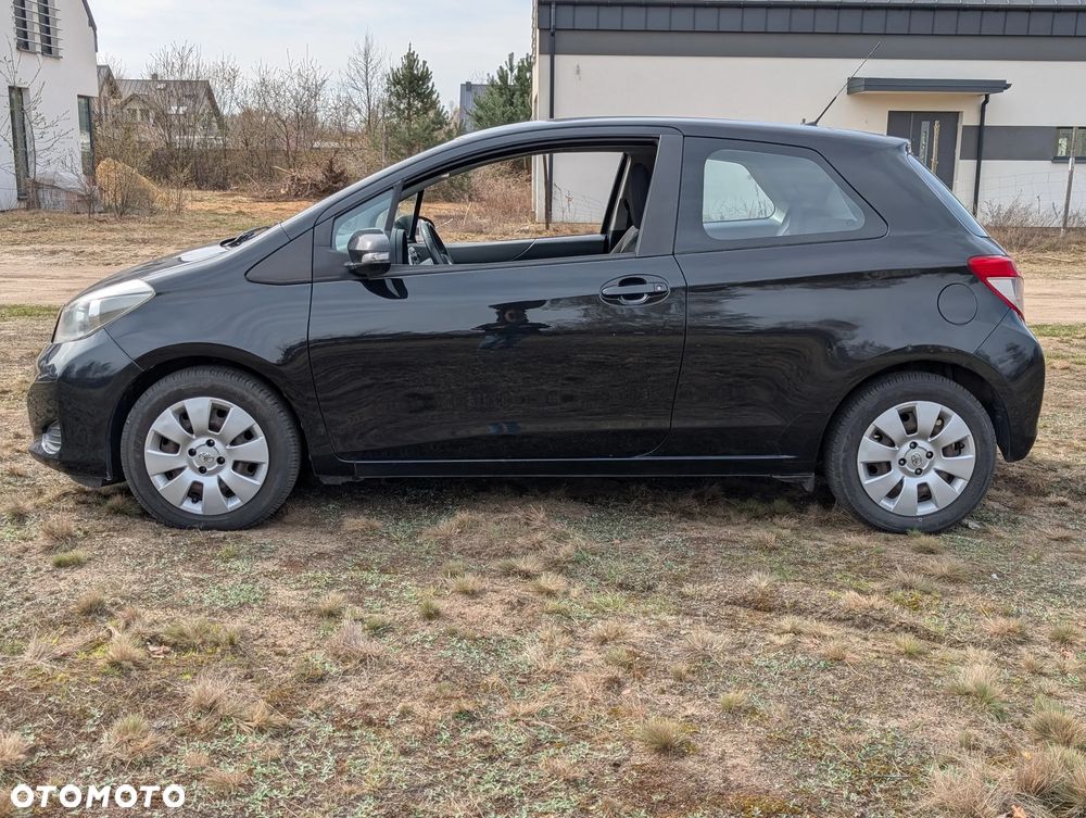 Toyota Yaris 1.0 Terra - 3