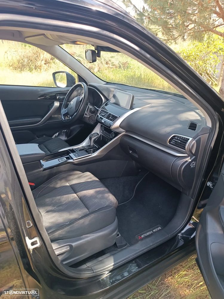 Mitsubishi Eclipse Cross 1.5 MIVEC Intense CVT - 8
