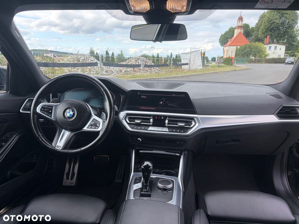 BMW Seria 3 320d xDrive Edition M Sport Shadow - 20