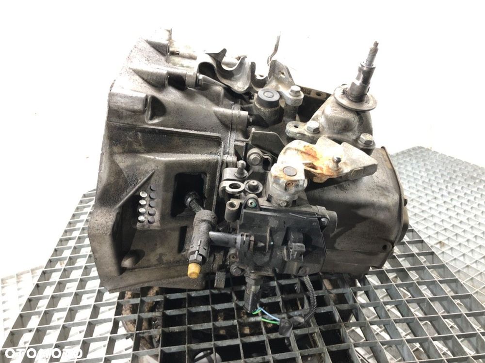 SKRZYNIA BIEGÓW  PEUGEOT 5008 (0U_, 0E_) 2009 - 2017 1.6 16V 115 kW [156 KM] benzyna 2009 - 2017 - 2