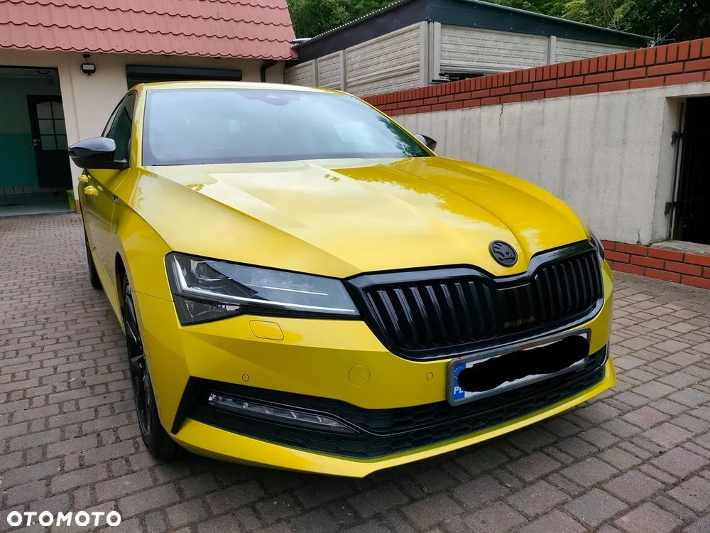 Skoda Superb 2.0 TDI SCR 4x4 Sportline DSG - 8