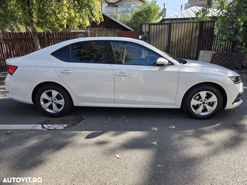 SKODA Octavia 2022 — imagine 4