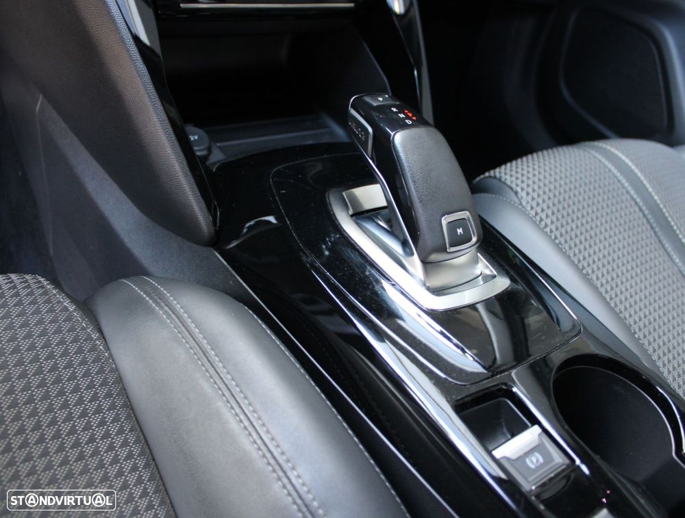 Peugeot 2008 1.2 PureTech GT EAT8 - 35