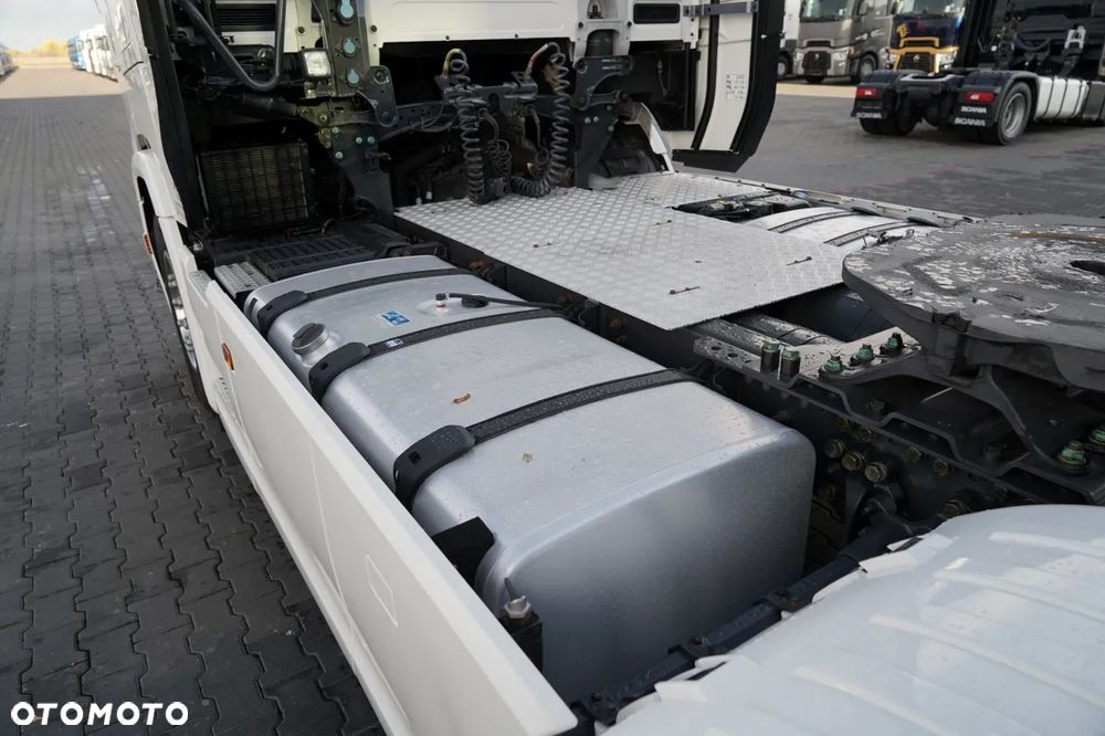 Scania S 500 / RETARDER / KLIMA POSTOJOWA / CAŁA NA PODUSZKACH  / SKÓRY - 14