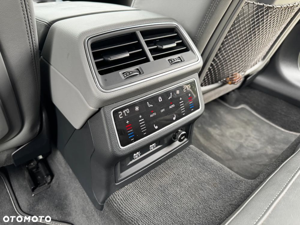 Audi S6 Avant - 13
