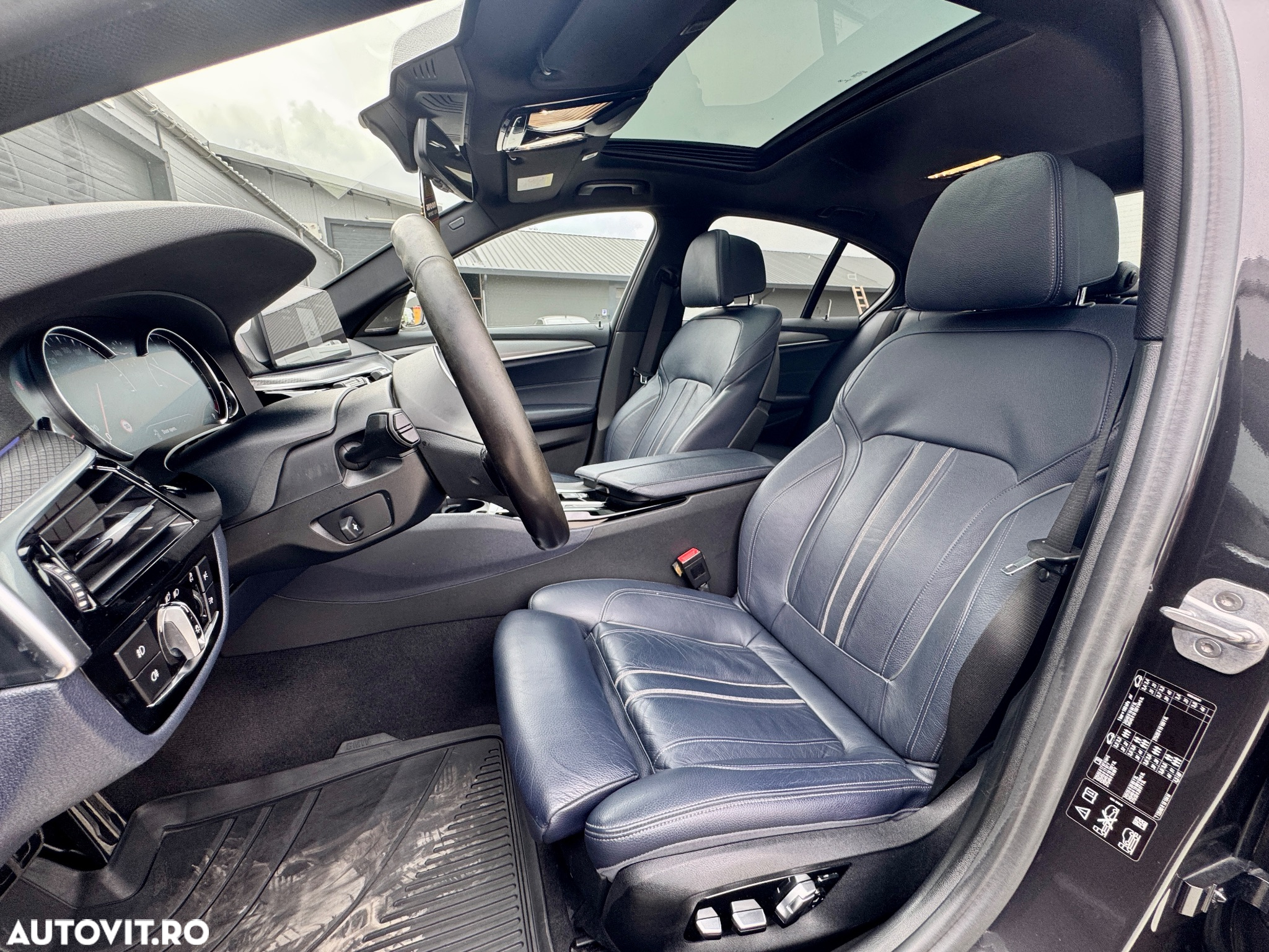BMW Seria 5 530d xDrive AT - 18