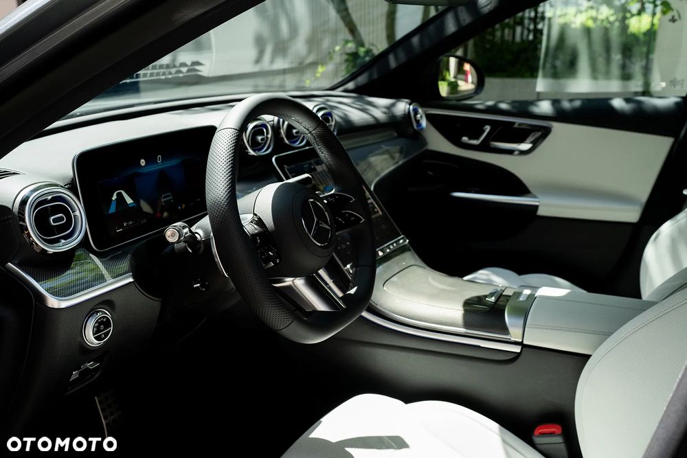 Mercedes-Benz Klasa C 200 mHEV 4-Matic AMG - 38