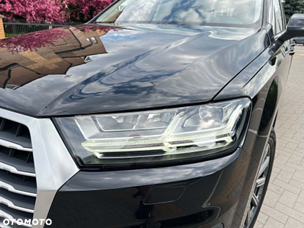 Audi Q7 3.0 TFSI Quattro Tiptronic - 11