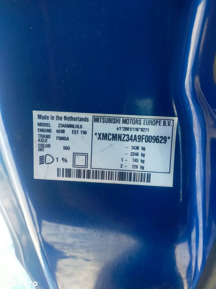 Mitsubishi Colt - 12