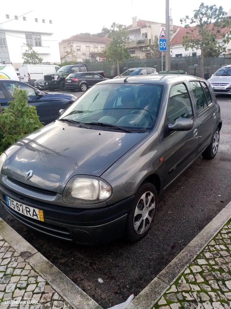 Renault Clio 1.2 RN - 2