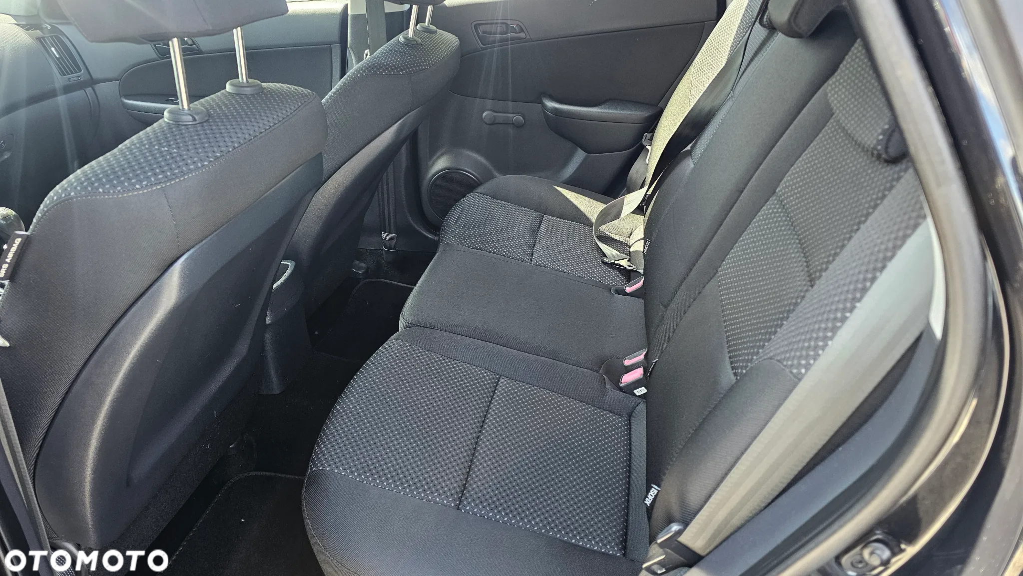 Hyundai i30 1.6 CRDi Base EU5 - 13