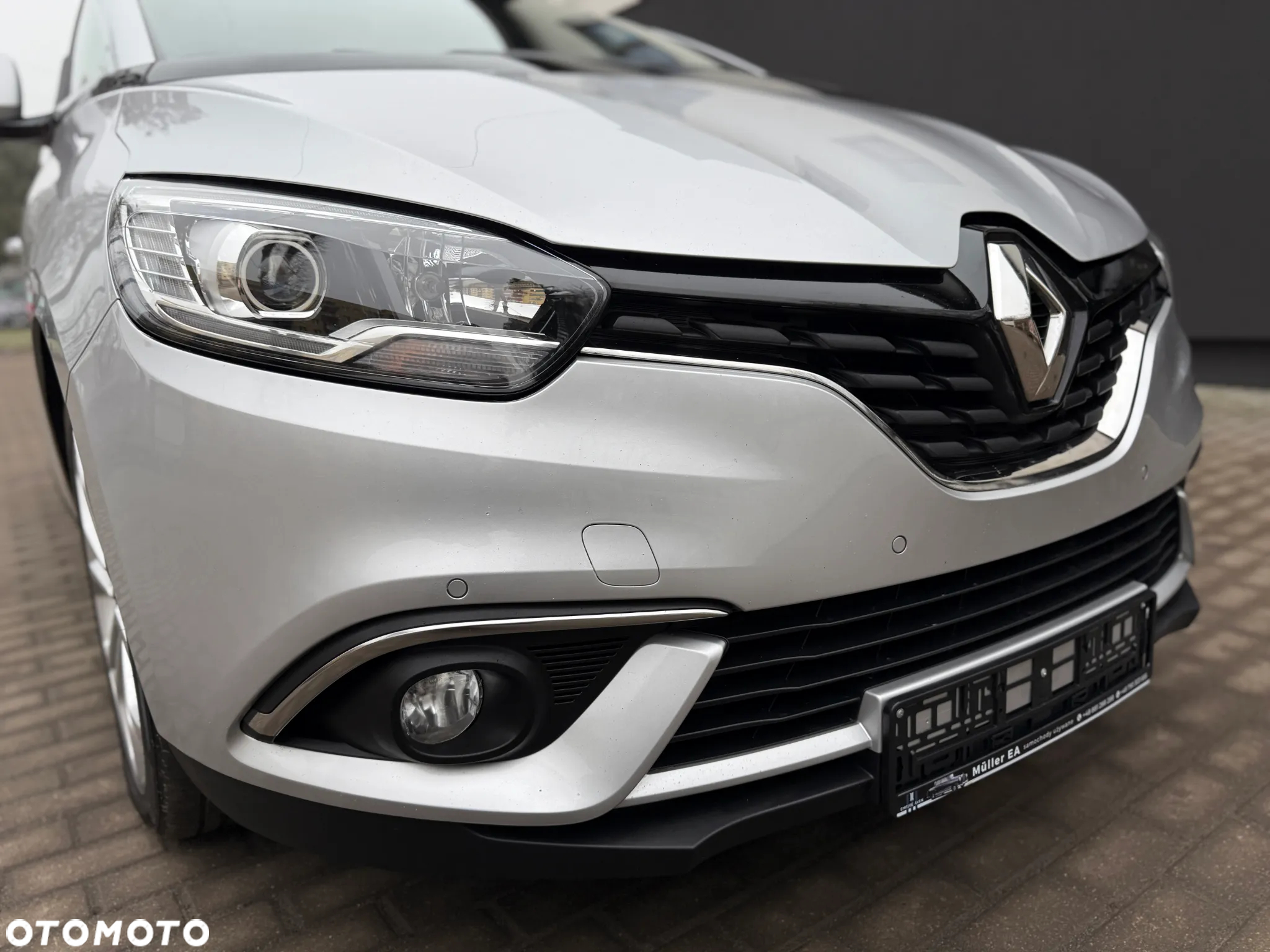 Renault Scenic 1.7 Blue dCi Zen - 13