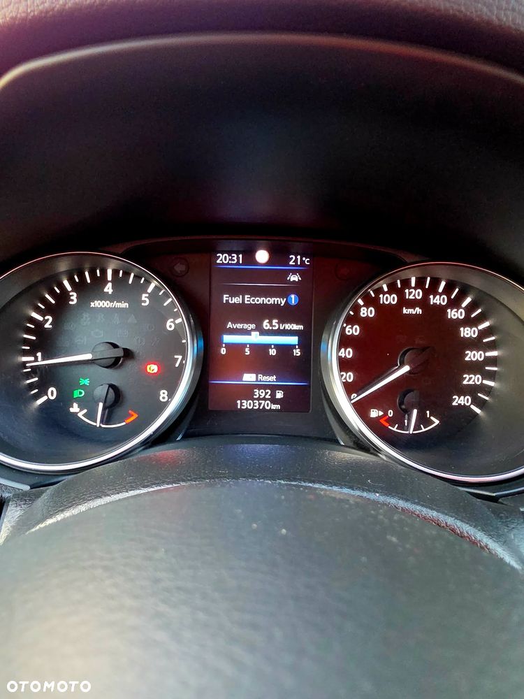 Nissan Qashqai 1.3 DIG-T Tekna - 27