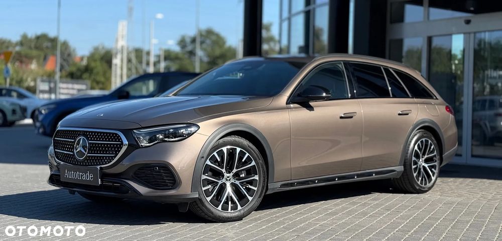 Mercedes-Benz Klasa E 300 de PHEV 4-Matic All-Terrain Avantgarde 9G-Tronic - 3