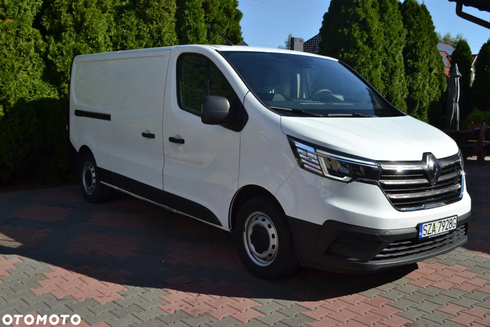 Renault Trafic 2.0 dCi L2H1 HD Extra (bryg.) - 23